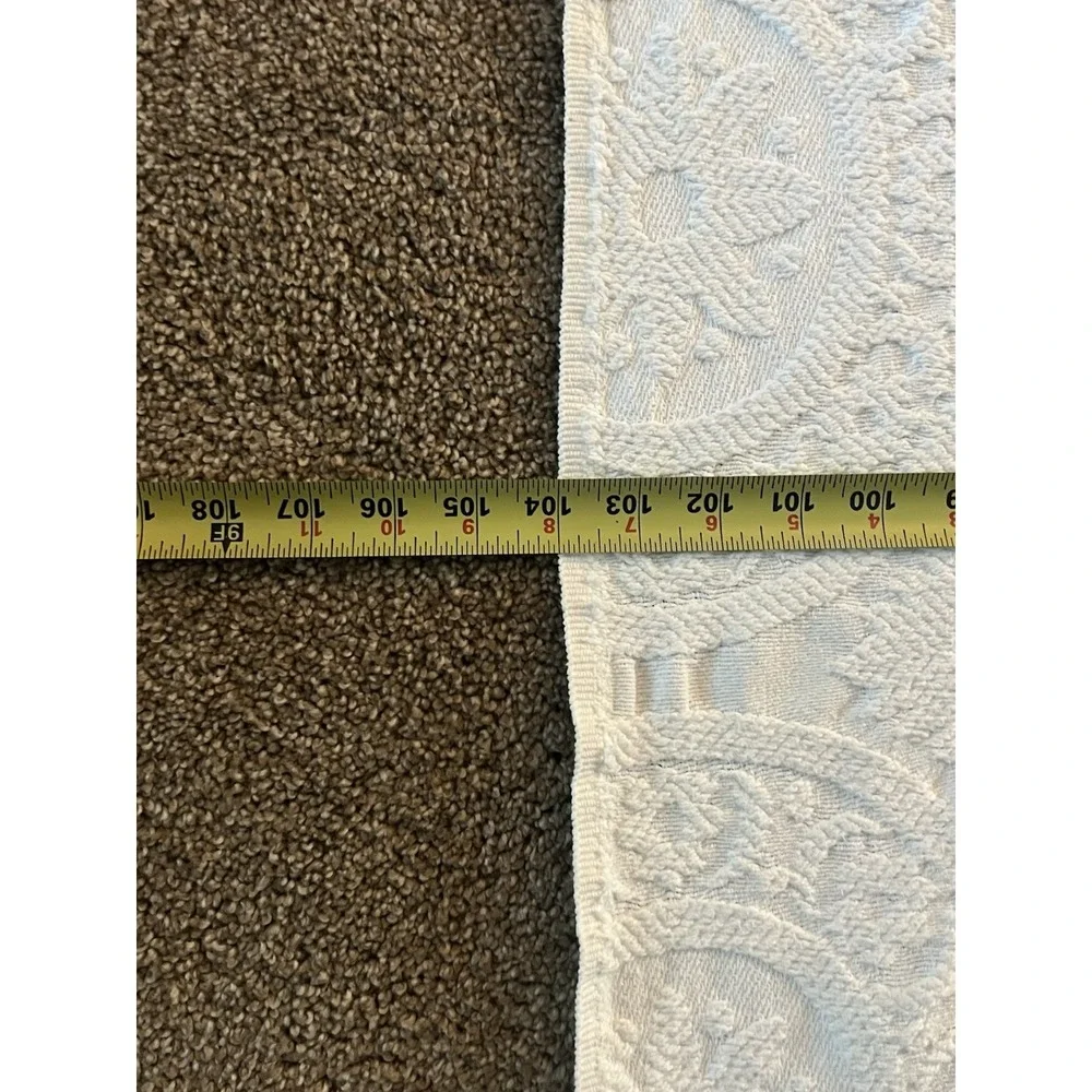 Vintage Cannon‎ Matelasse Bedspread White Medallions Floral Fringe Full
